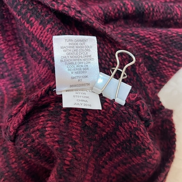 Cloud chaser, maroon, and black cable, knit sweater dress, size extra large - Picture 7 of 7